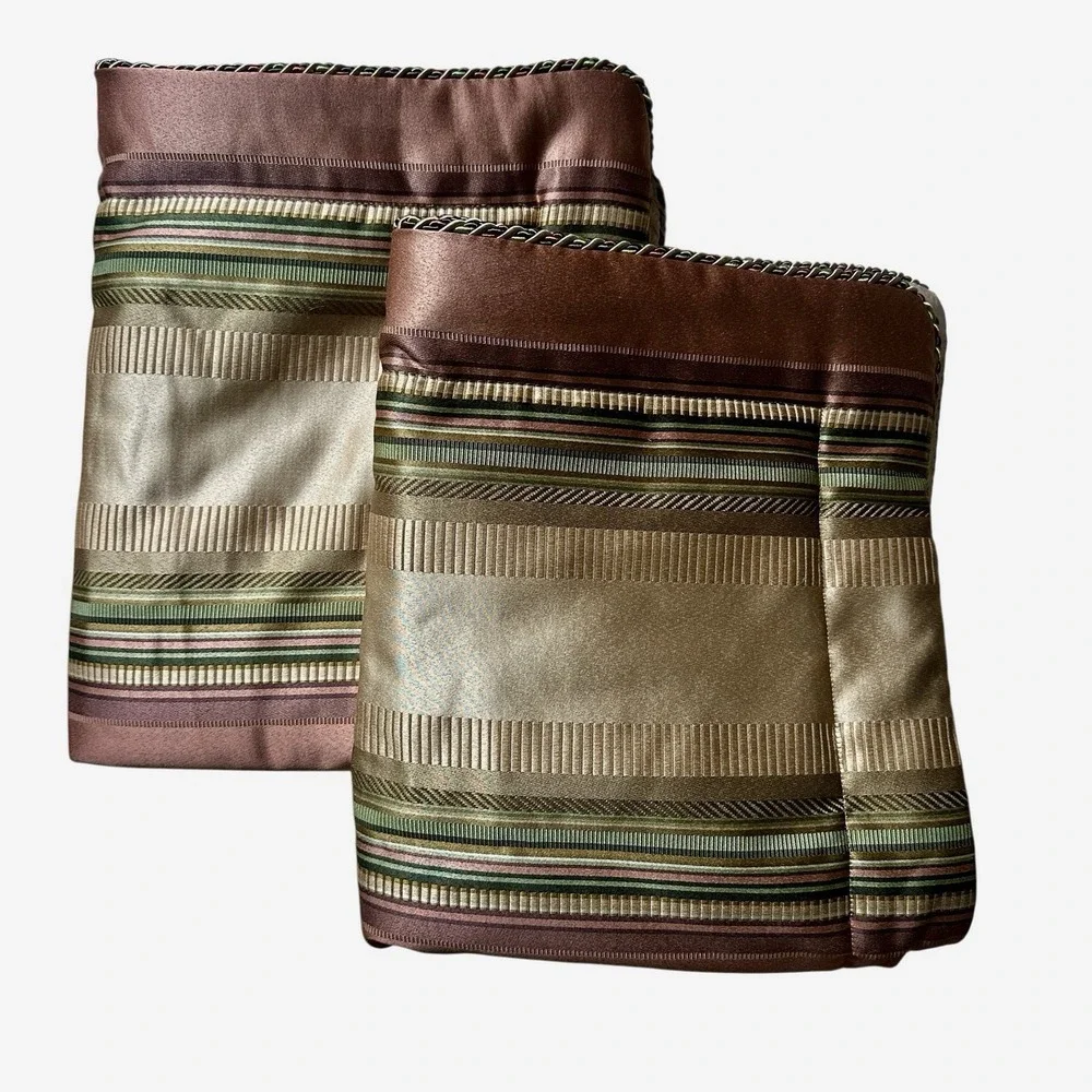 Croscill Standard 2 Pillow Shams 27x21 Inch‎ Carrington Stripes Elegant Damask